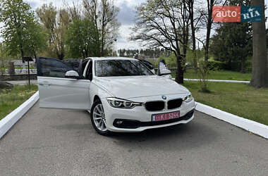 Седан BMW 3 Series 2017 в 