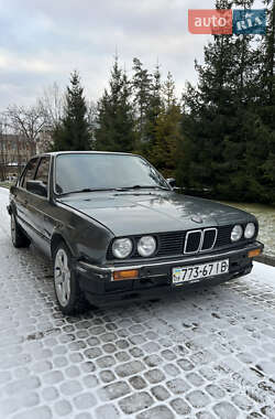 Седан BMW 3 Series 1985 в 