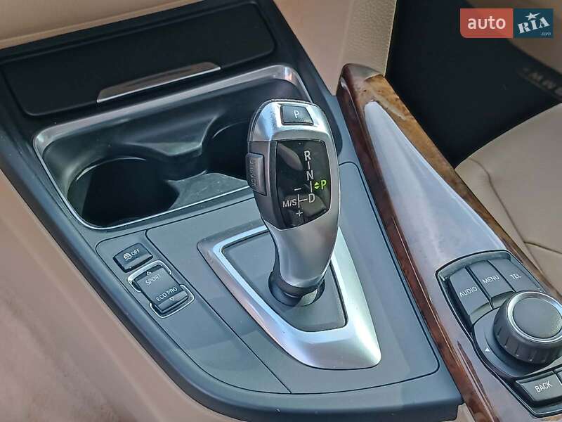 Седан BMW 3 Series 2013 в Харькове