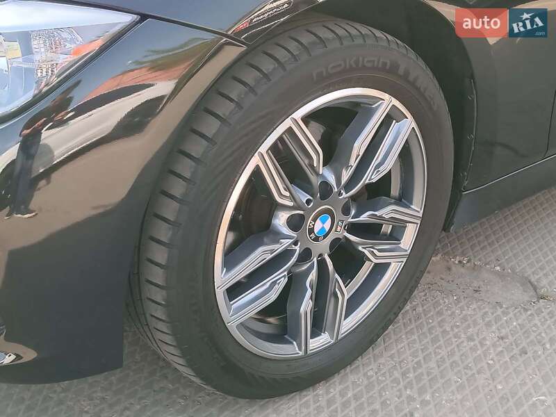 Седан BMW 3 Series 2013 в Харькове