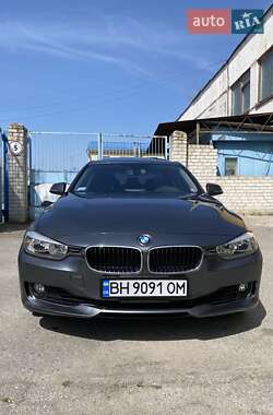 Седан BMW 3 Series 2015 в 