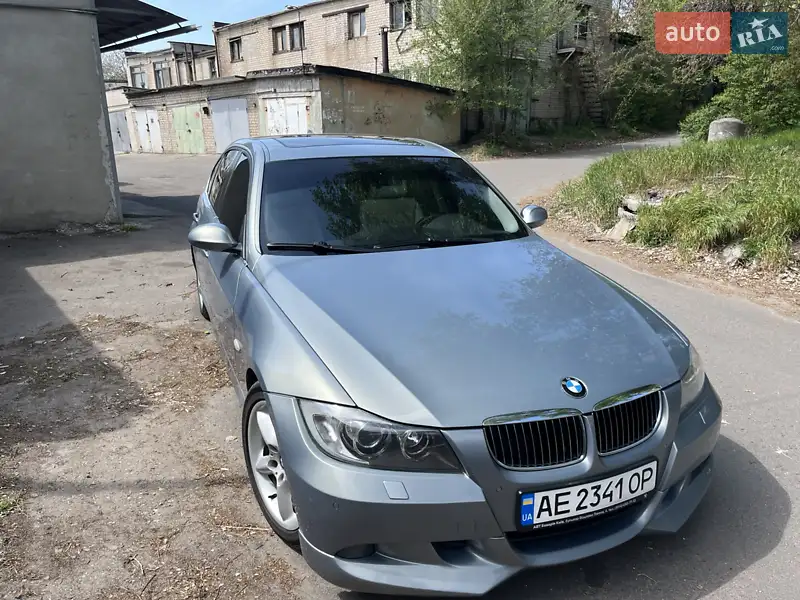BMW 3 Series 2005 VIN WBAVA71070KP93762 фото оголошення 13 з 48
