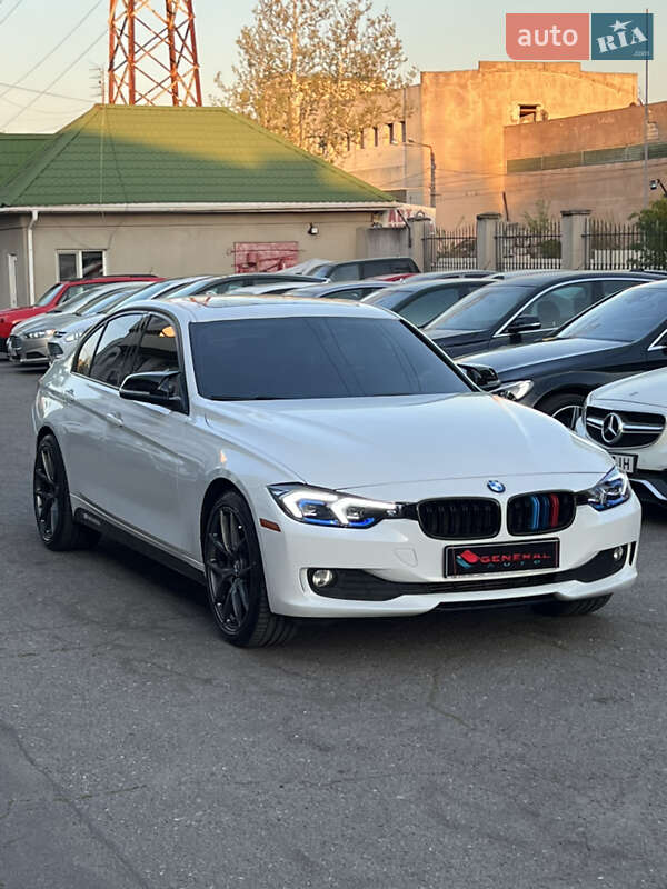 Седан BMW 3 Series 2014 в Одессе