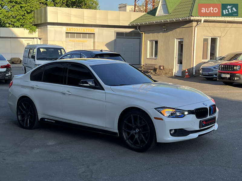 Седан BMW 3 Series 2014 в Одессе