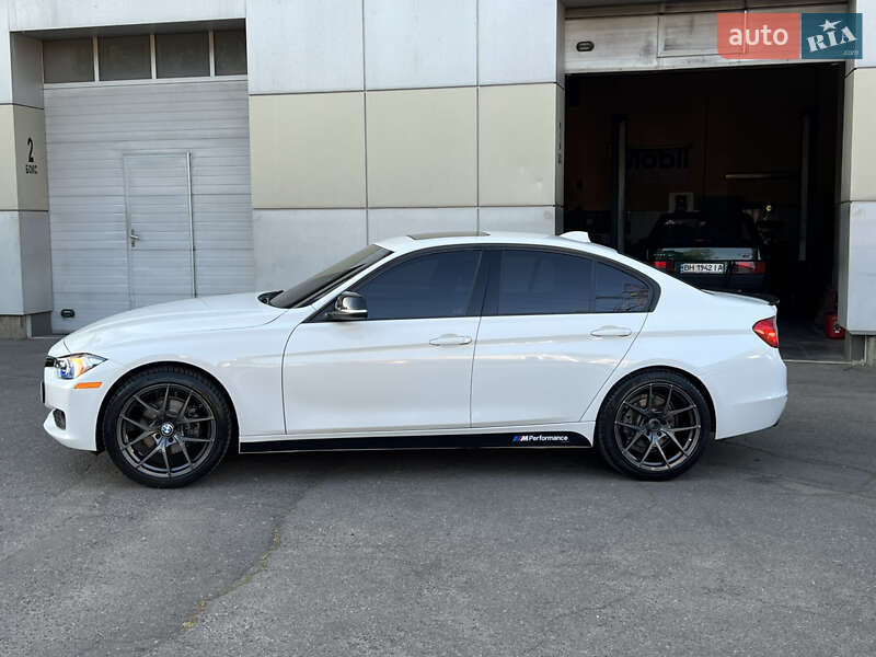 Седан BMW 3 Series 2014 в Одессе