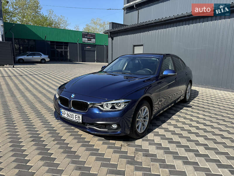 Седан BMW 3 Series 2017 в Николаеве
