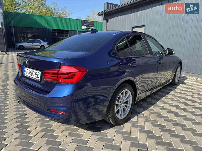 Седан BMW 3 Series 2017 в Николаеве