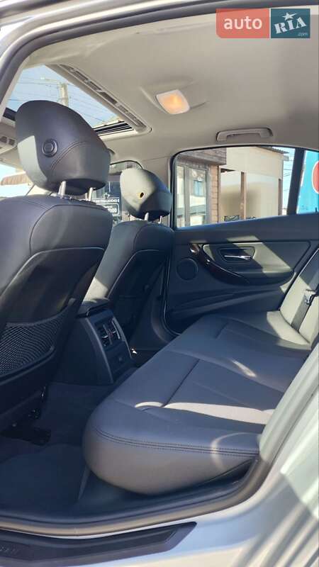 Седан BMW 3 Series 2014 в Киеве