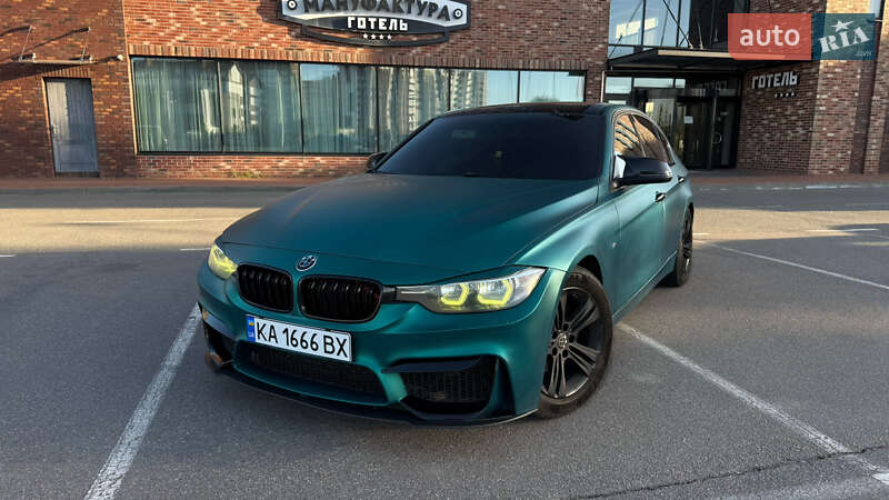 Седан BMW 3 Series 2016 в 