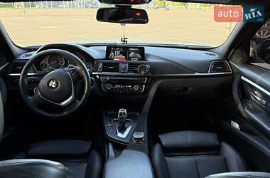 Седан BMW 3 Series 2016 в 