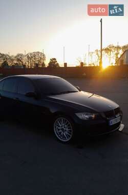 Седан BMW 3 Series 2005 в 
