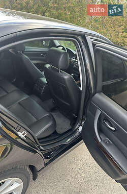 Седан BMW 3 Series 2010 в 