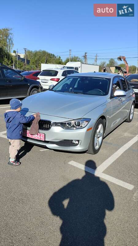 Седан BMW 3 Series 2014 в Киеве