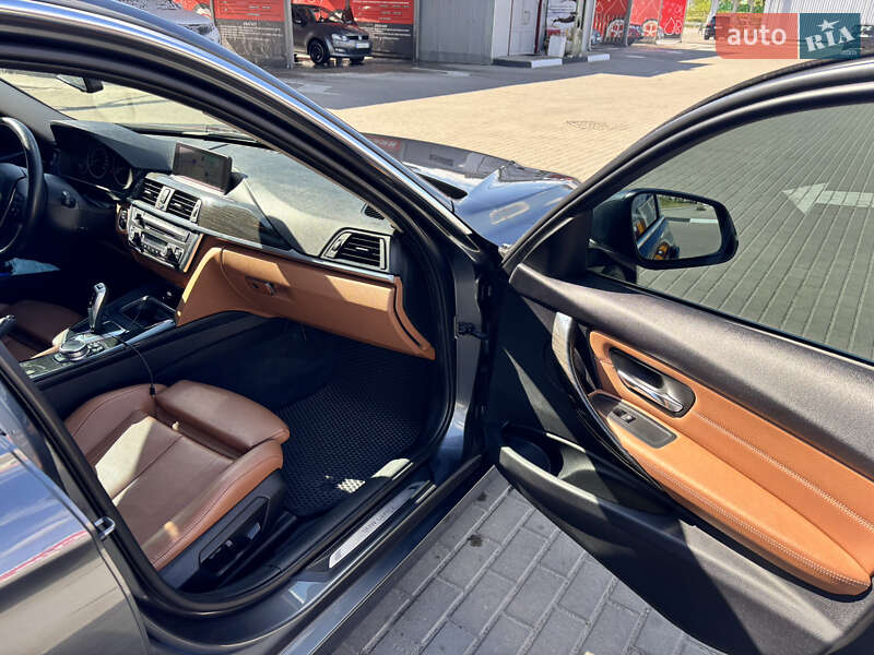 Седан BMW 3 Series 2015 в Києві