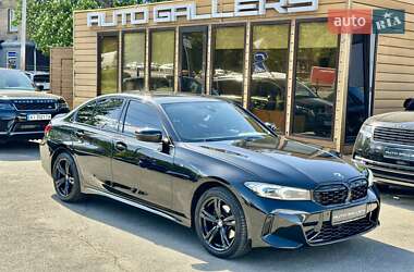 Седан BMW 3 Series 2023 в 