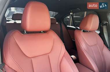 Седан BMW 3 Series 2023 в 