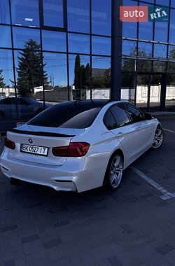 Седан BMW 3 Series 2013 в Ровно