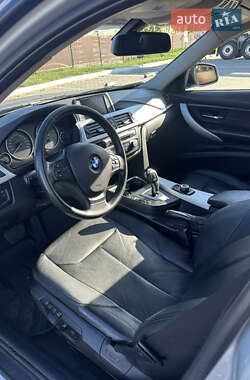 Седан BMW 3 Series 2012 в 