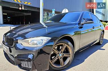 Седан BMW 3 Series 2015 в Киеве
