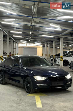 Седан BMW 3 Series 2014 в 