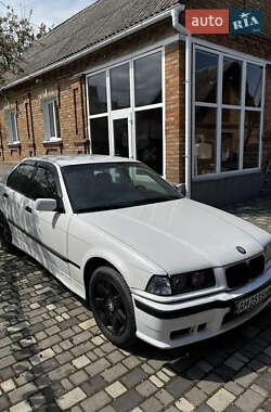 Седан BMW 3 Series 1992 в Бердичеве