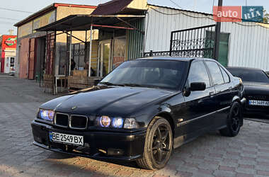 Седан BMW 3 Series 1992 в Николаеве