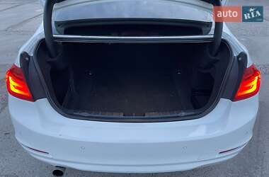 Седан BMW 3 Series 2014 в 