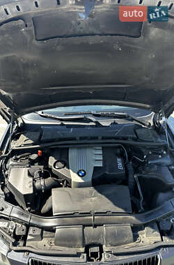 Седан BMW 3 Series 2008 в 