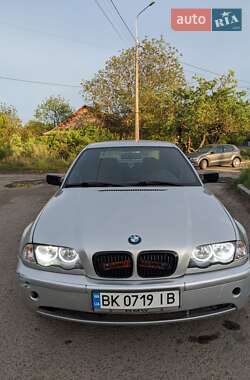Седан BMW 3 Series 2001 в Рівному
