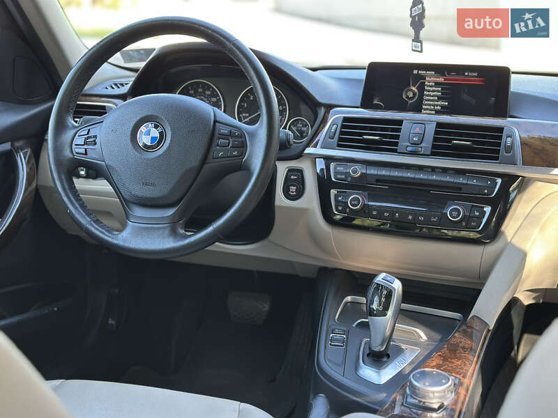 Седан BMW 3 Series 2016 в Днепре