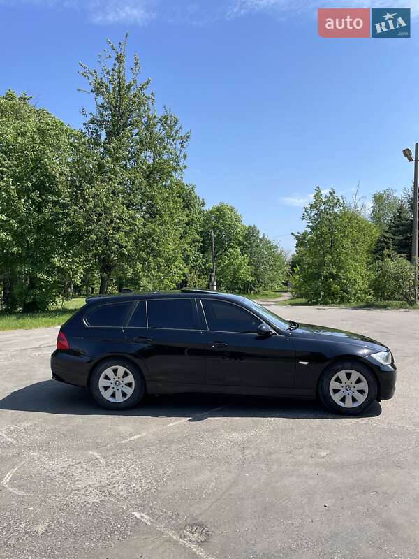 Універсал BMW 3 Series 2007 в Чугуєві