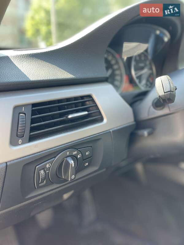 Універсал BMW 3 Series 2007 в Чугуєві