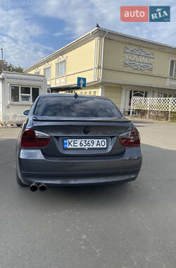 Седан BMW 3 Series 2005 в 