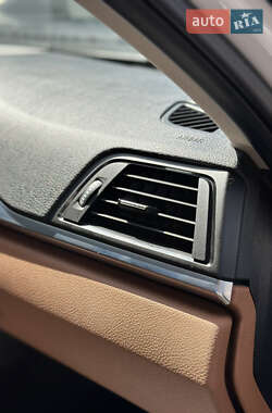Седан BMW 3 Series 2013 в 