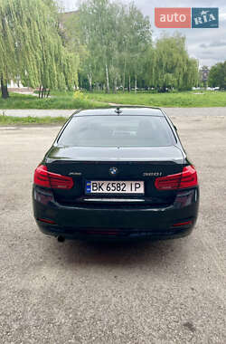 Седан BMW 3 Series 2016 в 