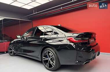 Седан BMW 3 Series 2025 в 