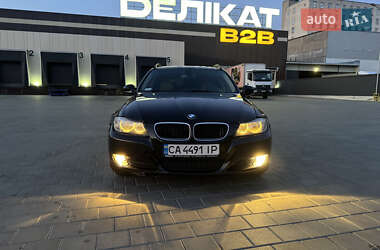 Универсал BMW 3 Series 2010 в 