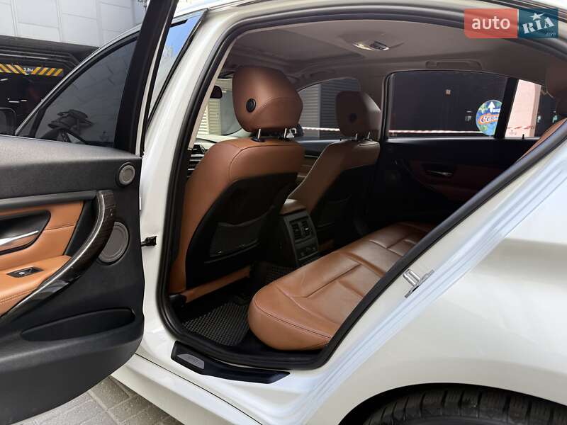 Седан BMW 3 Series 2012 в Киеве