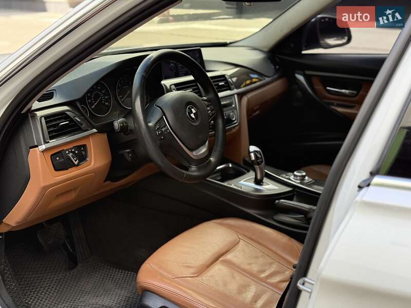 Седан BMW 3 Series 2012 в Киеве