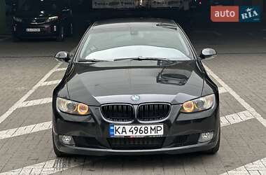 Купе BMW 3 Series 2010 в 