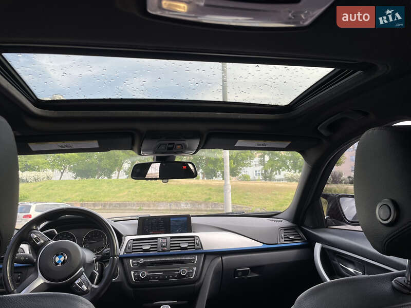 Седан BMW 3 Series 2015 в Киеве