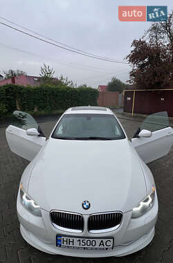 Купе BMW 3 Series 2011 в 
