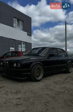 Седан BMW 3 Series 1985 в Киеве