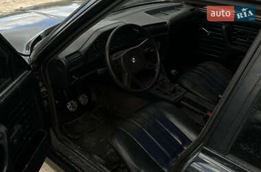 Седан BMW 3 Series 1985 в 
