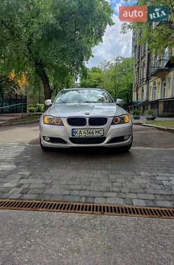 Универсал BMW 3 Series 2011 в Киеве