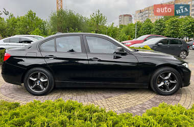 Седан BMW 3 Series 2013 в 