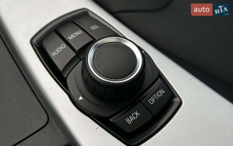 Седан BMW 3 Series 2013 в Львові