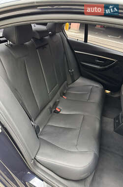Седан BMW 3 Series 2016 в 