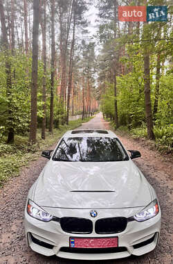 Седан BMW 3 Series 2015 в Кривом Роге