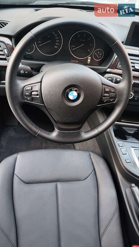Седан BMW 3 Series 2014 в Киеве